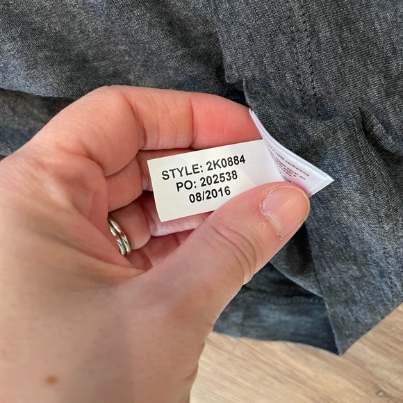 Vineyard Vines Tencel Cashmere Swing Tee Size XS Sullivan’s Grey - Picture 3 of 6